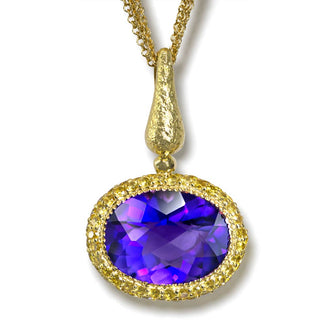 AMETHYST AND YELLOW SAPPHIRES COCKTAIL PENDANT IN YELLOW GOLD ON GOLD CHAIN