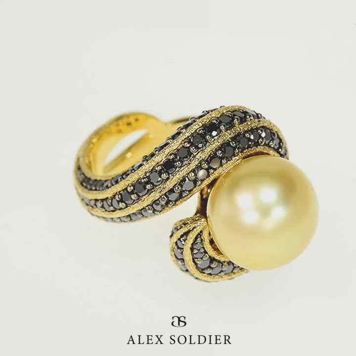 YELLOW GOLD TWIST RING WITH GOLDEN SOUTH SEA PEARL AND BLACK DIAMONDS