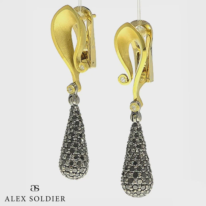 18 karat yellow gold