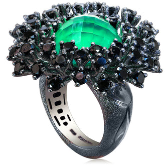GREEN AGATE QUARTZ DOUBLET WITH BLACK SPINEL ASTRA RING IN DARK SILVER